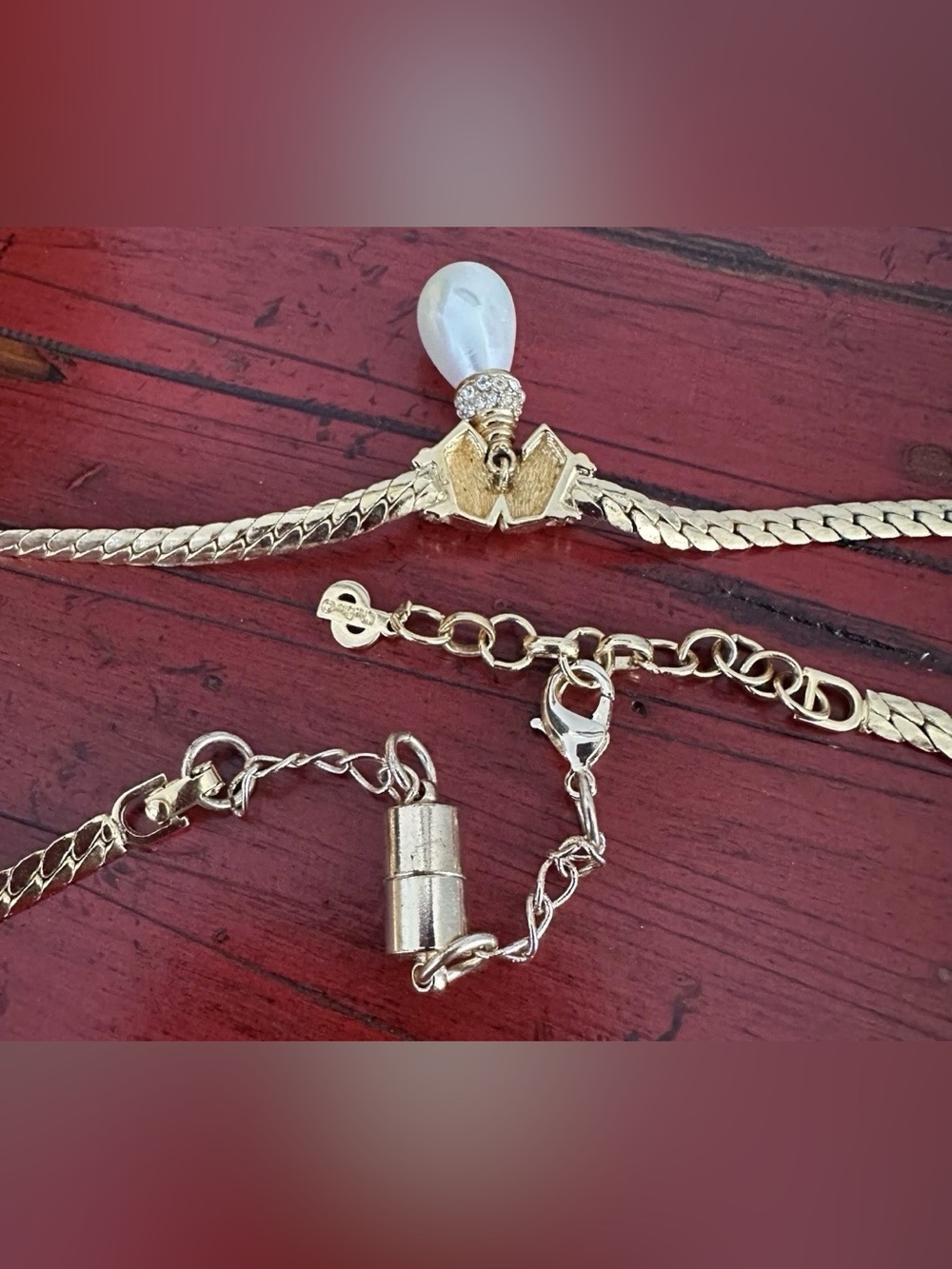 Vintage Christian Dior Teardrop Pearl Dangle Rhinestone Knot Gold Chain Necklace - Picture 9 of 9